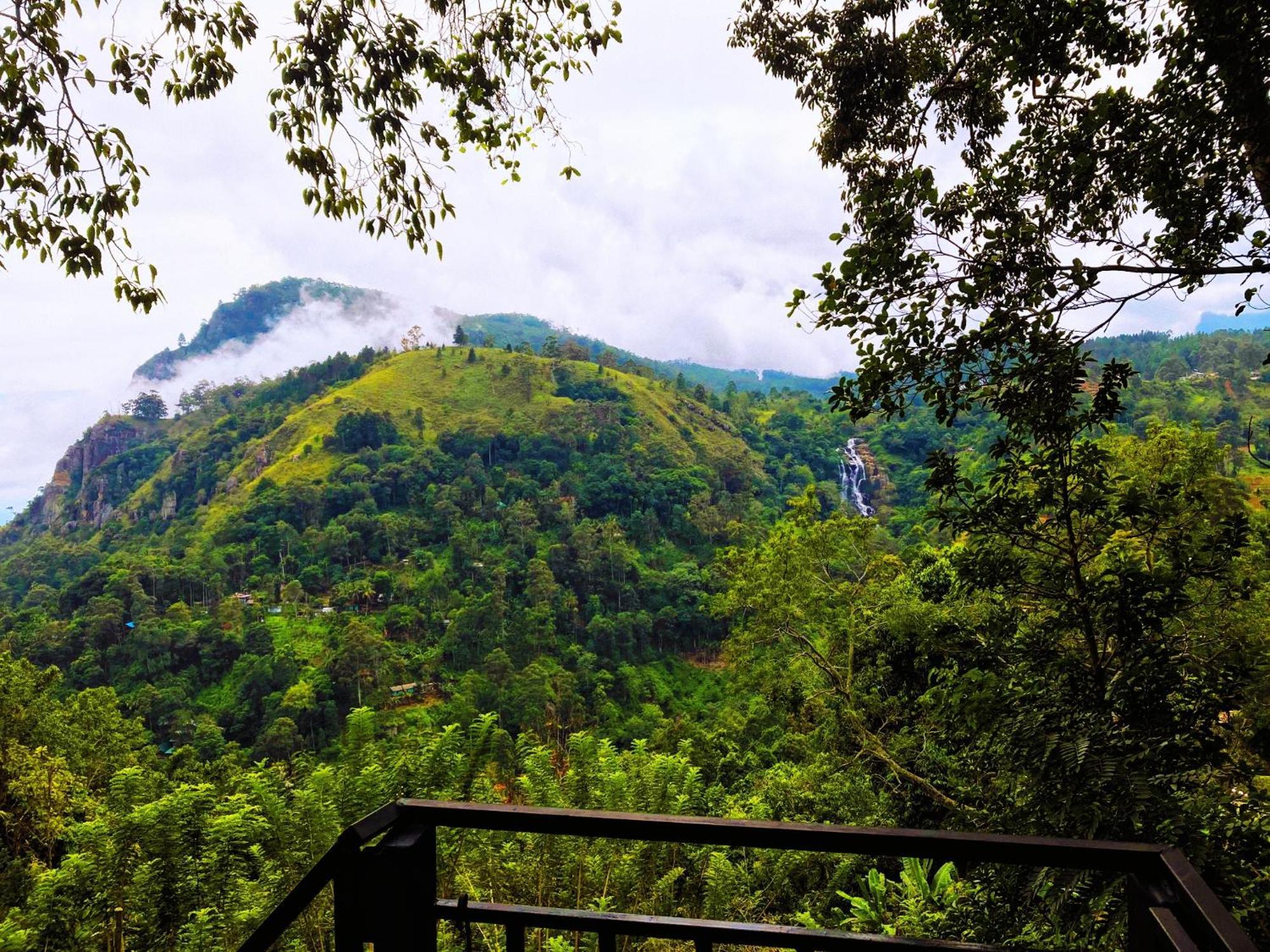 Talanta Ella Hotel ภายนอก รูปภาพ